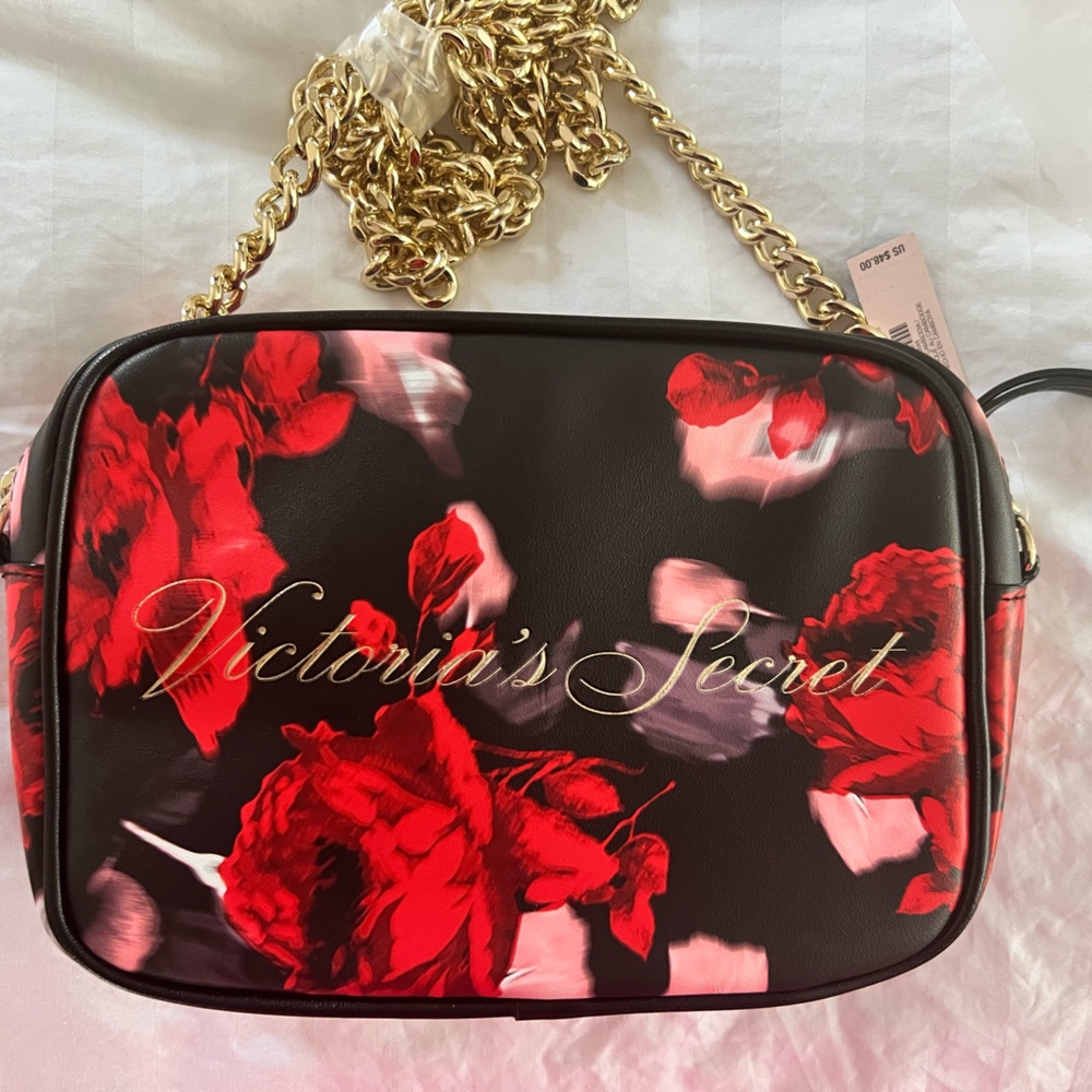 New with tags Victoria Secret Purse